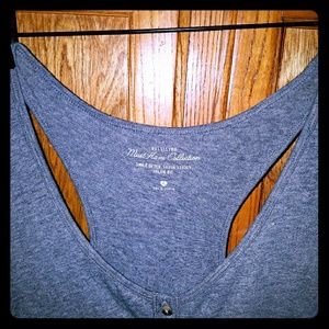 🐨Hollister-Tank🐨